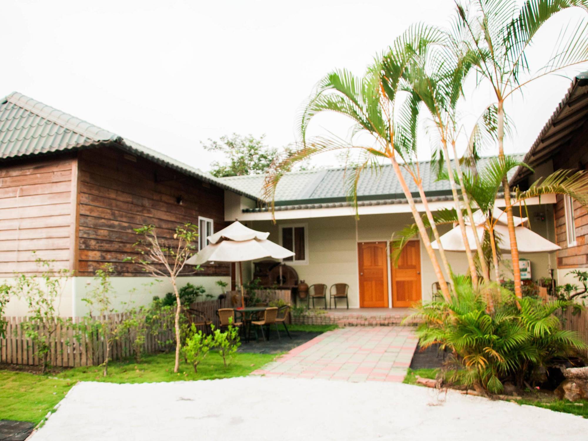 Song Youf Hostel Zhongpu Exterior photo